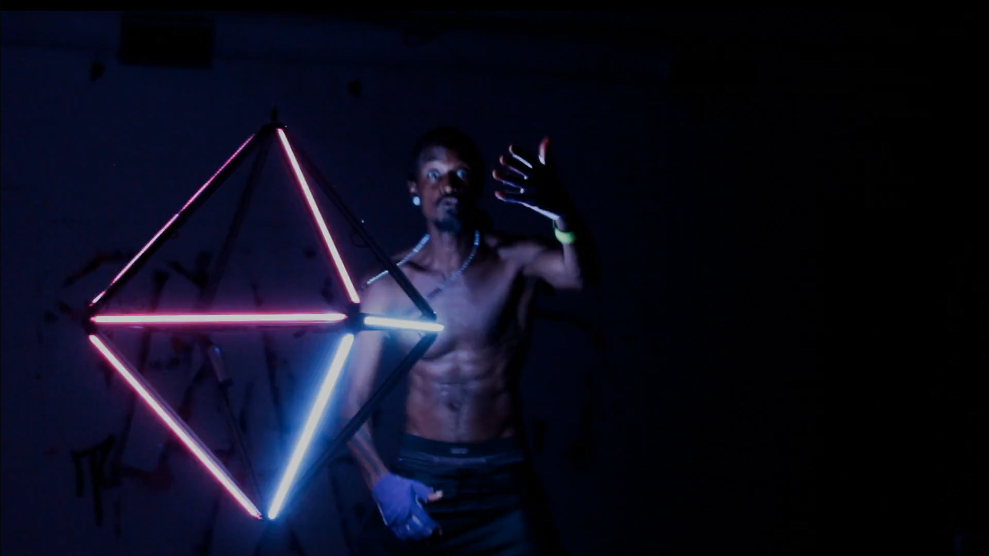 HAPPY SLAVES, music video, willpower, artist, fashion, style, hip-hop, hipHop, rap, post web, parallel society, nutopia