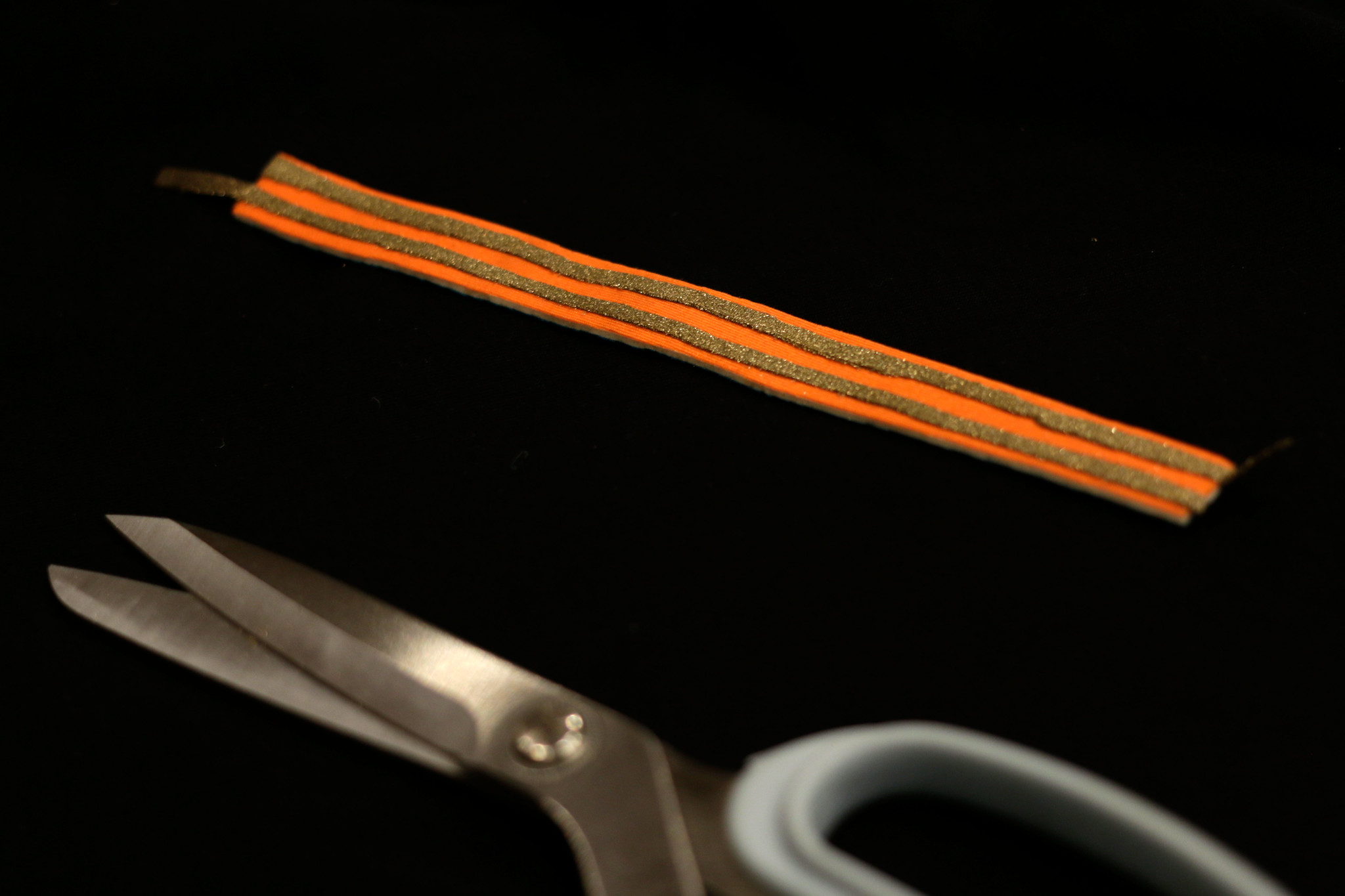 willpower studios arduino esp32 finger bend sensors etextiles 