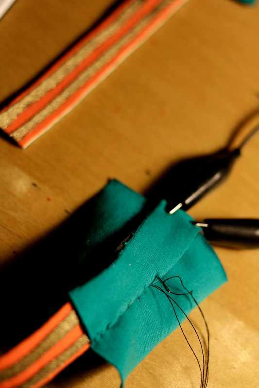 willpower studios arduino esp32 finger bend sensors etextiles 