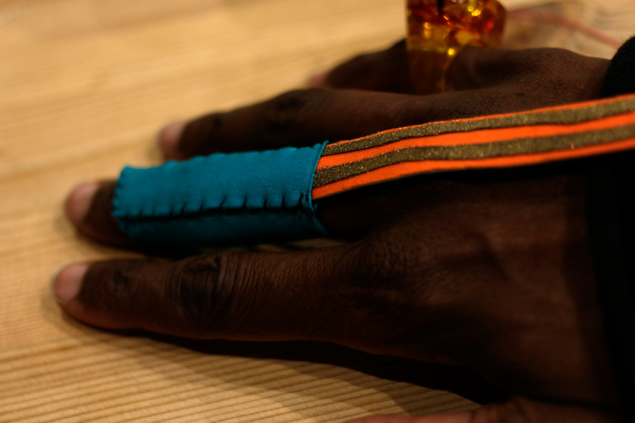 willpower studios arduino esp32 finger bend sensors etextiles 