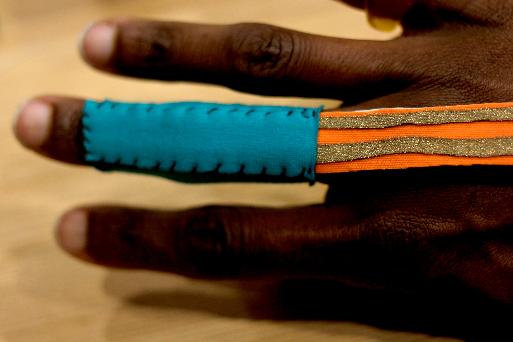 willpower studios arduino esp32 finger bend sensors etextiles 