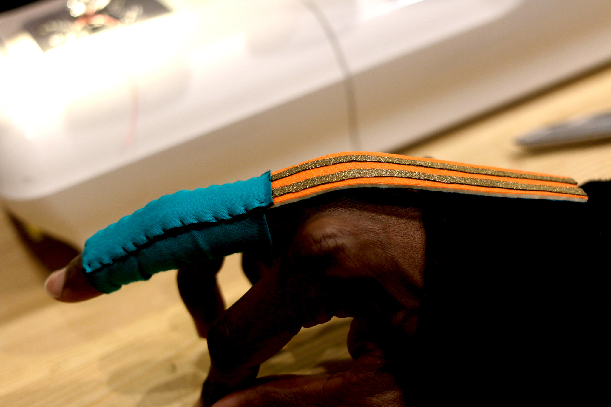 willpower studios arduino esp32 finger bend sensors etextiles 