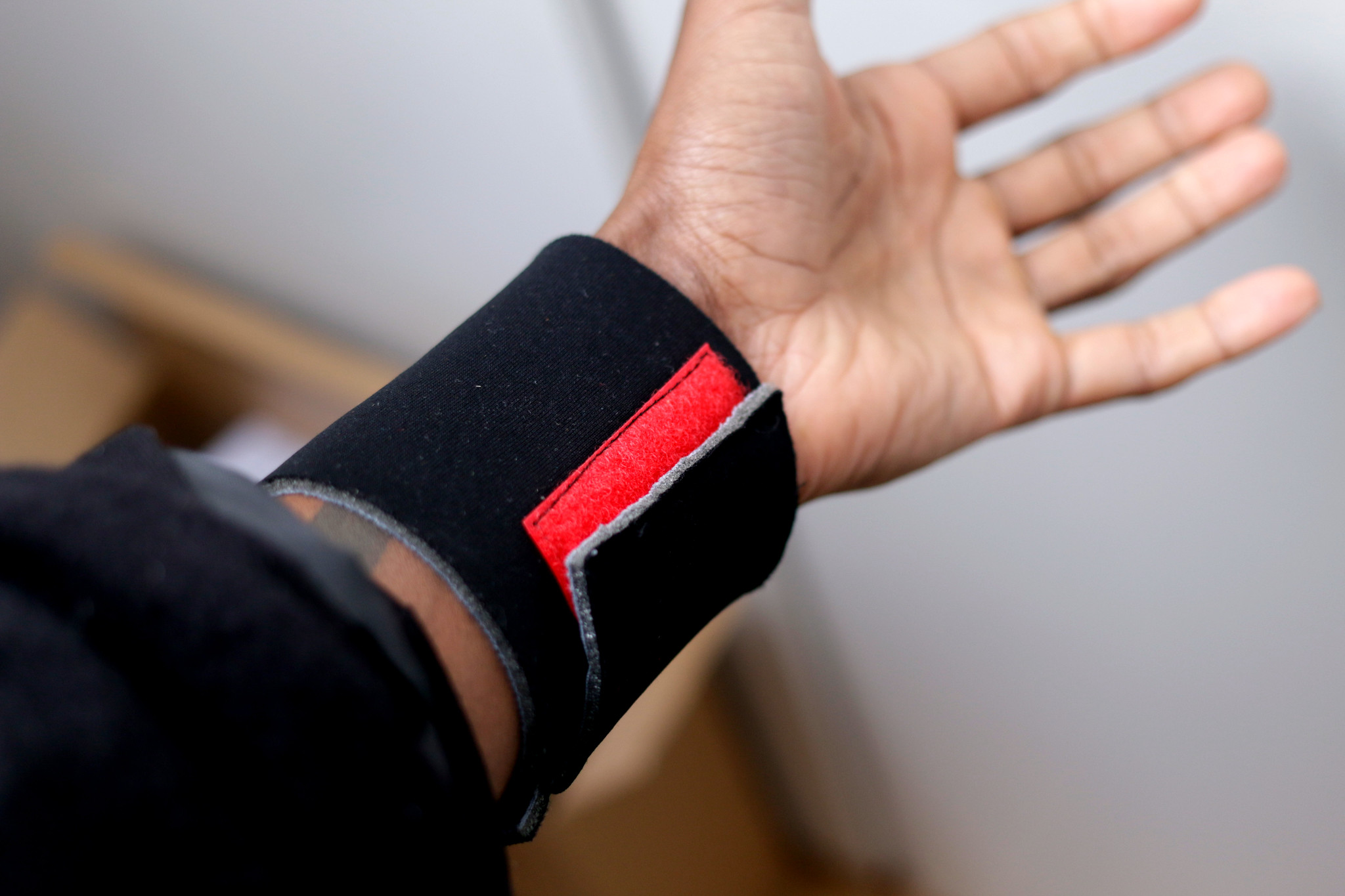 willpower studios arduino esp32 finger bend sensors etextiles 