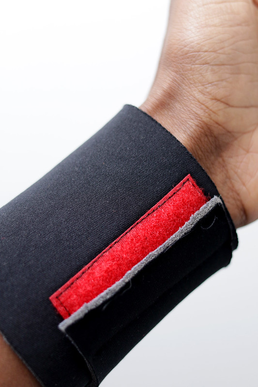 willpower studios arduino esp32 finger bend sensors etextiles 