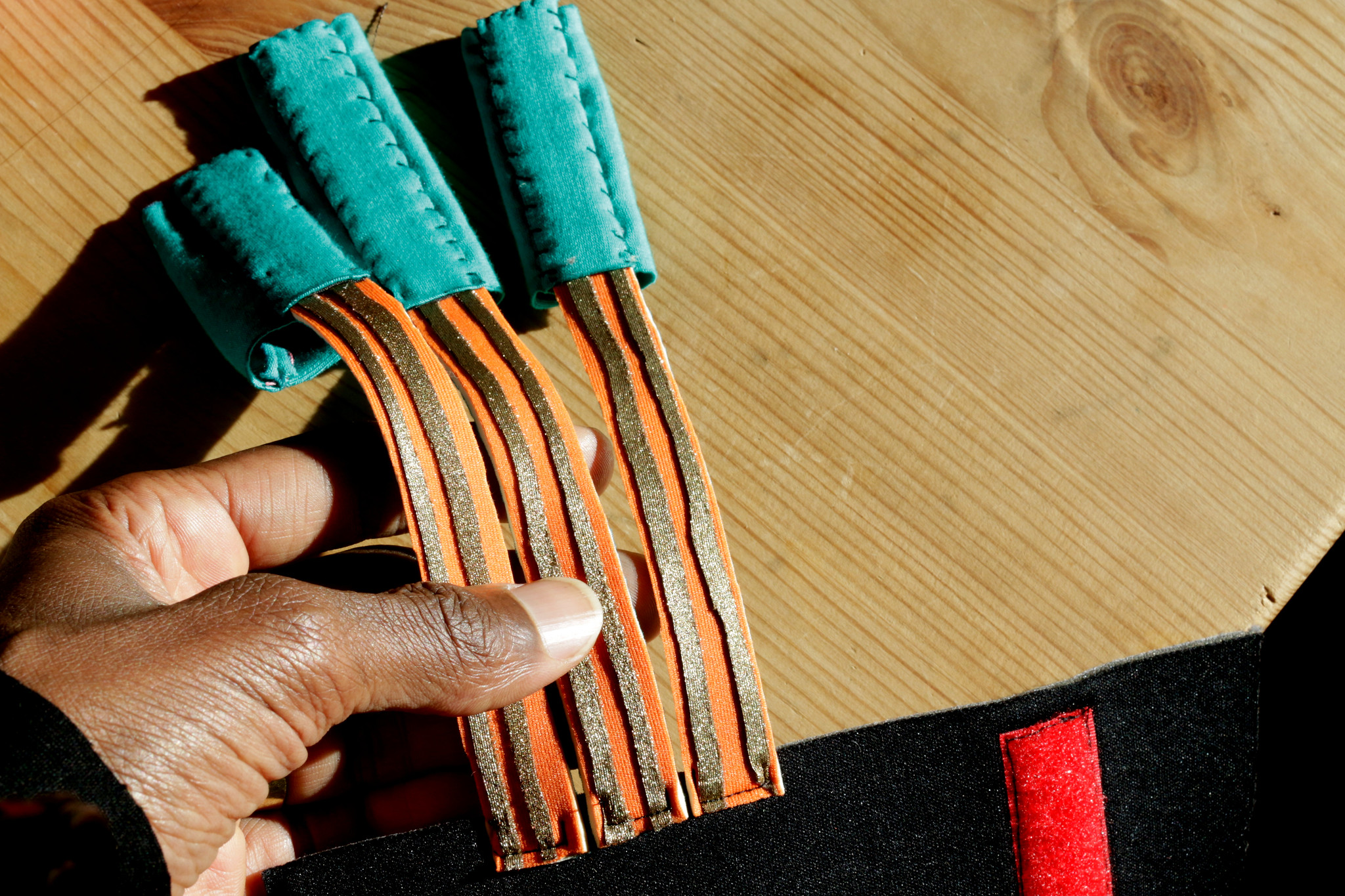 willpower studios arduino esp32 finger bend sensors etextiles 
