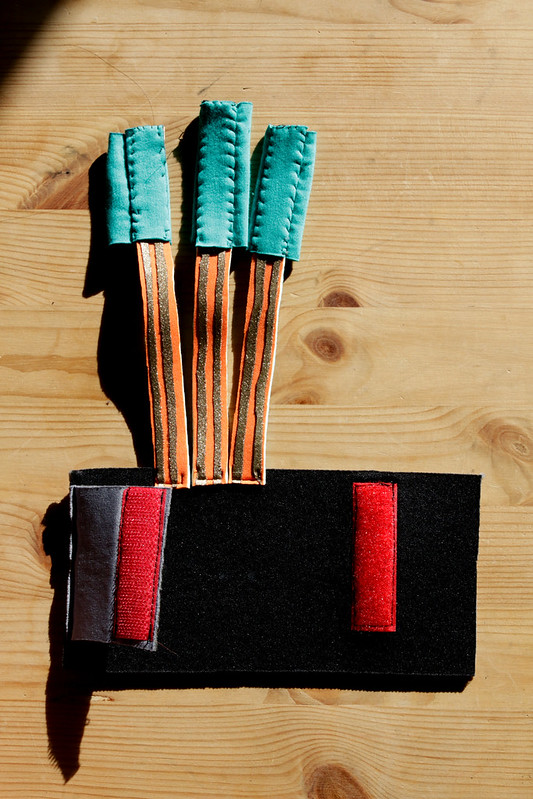 willpower studios arduino esp32 finger bend sensors etextiles 