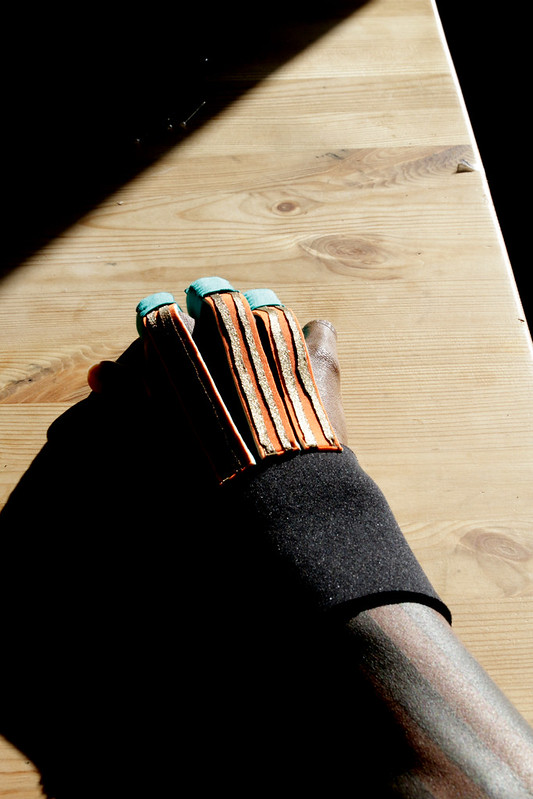 willpower studios arduino esp32 finger bend sensors etextiles 