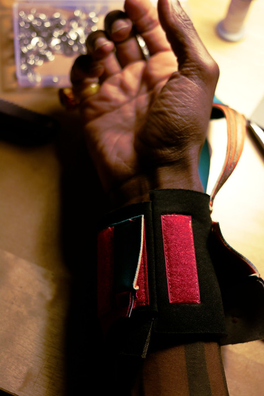 willpower studios 3-fingers wearable music tech instrument audiovisual arduino esp32 finger bend sensors etextiles 