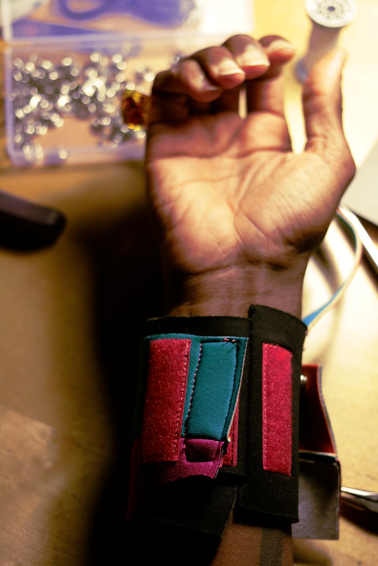 willpower studios 3-fingers wearable music tech instrument audiovisual arduino esp32 finger bend sensors etextiles 