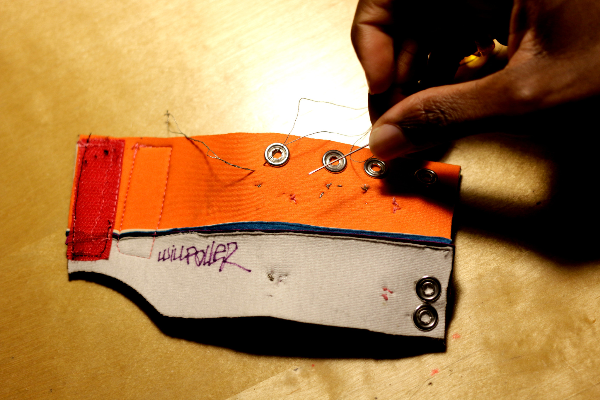 willpower studios 3-fingers wearable music tech instrument audiovisual arduino esp32 finger bend sensors etextiles 