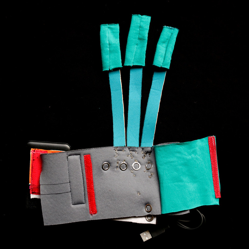 willpower studios 3-fingers wearable music tech instrument audiovisual arduino esp32 finger bend sensors etextiles 