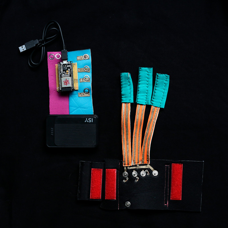 willpower studios 3-fingers wearable music tech instrument audiovisual arduino esp32 finger bend sensors etextiles 