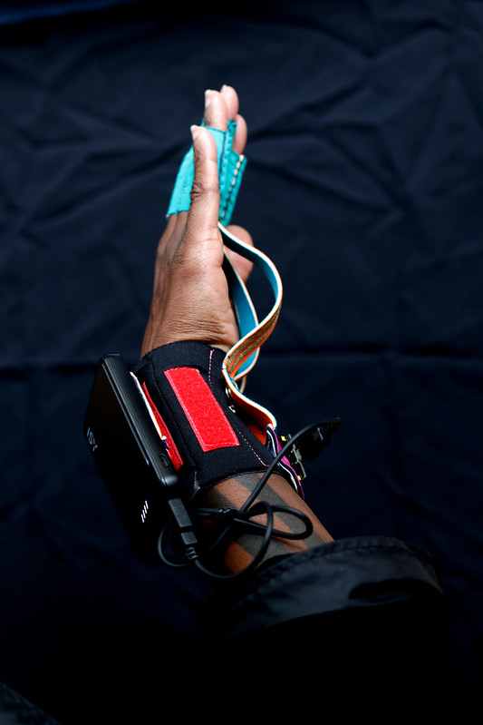 willpower studios 3-fingers wearable music tech instrument audiovisual arduino esp32 finger bend sensors etextiles 