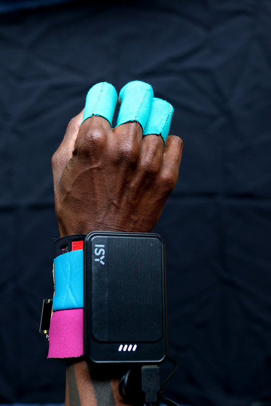 willpower studios 3-fingers wearable music tech instrument audiovisual arduino esp32 finger bend sensors etextiles 