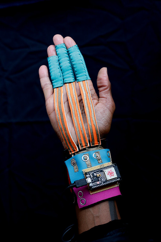 willpower studios 3-fingers wearable music tech instrument audiovisual arduino esp32 finger bend sensors etextiles 