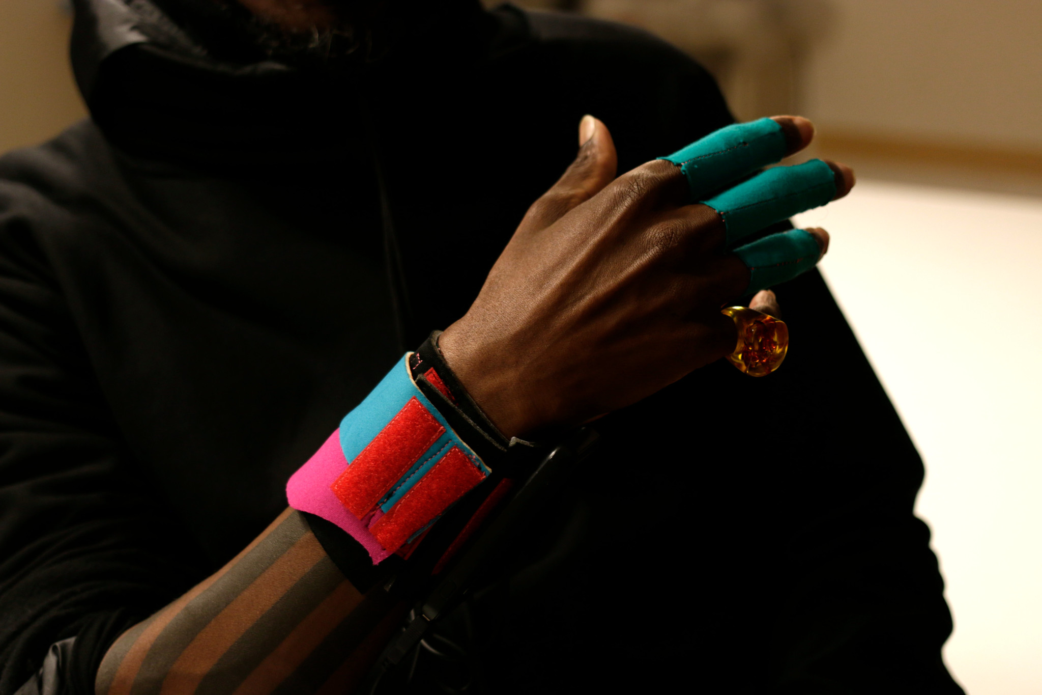 willpower studios 3-fingers wearable music tech instrument audiovisual arduino esp32 finger bend sensors etextiles 