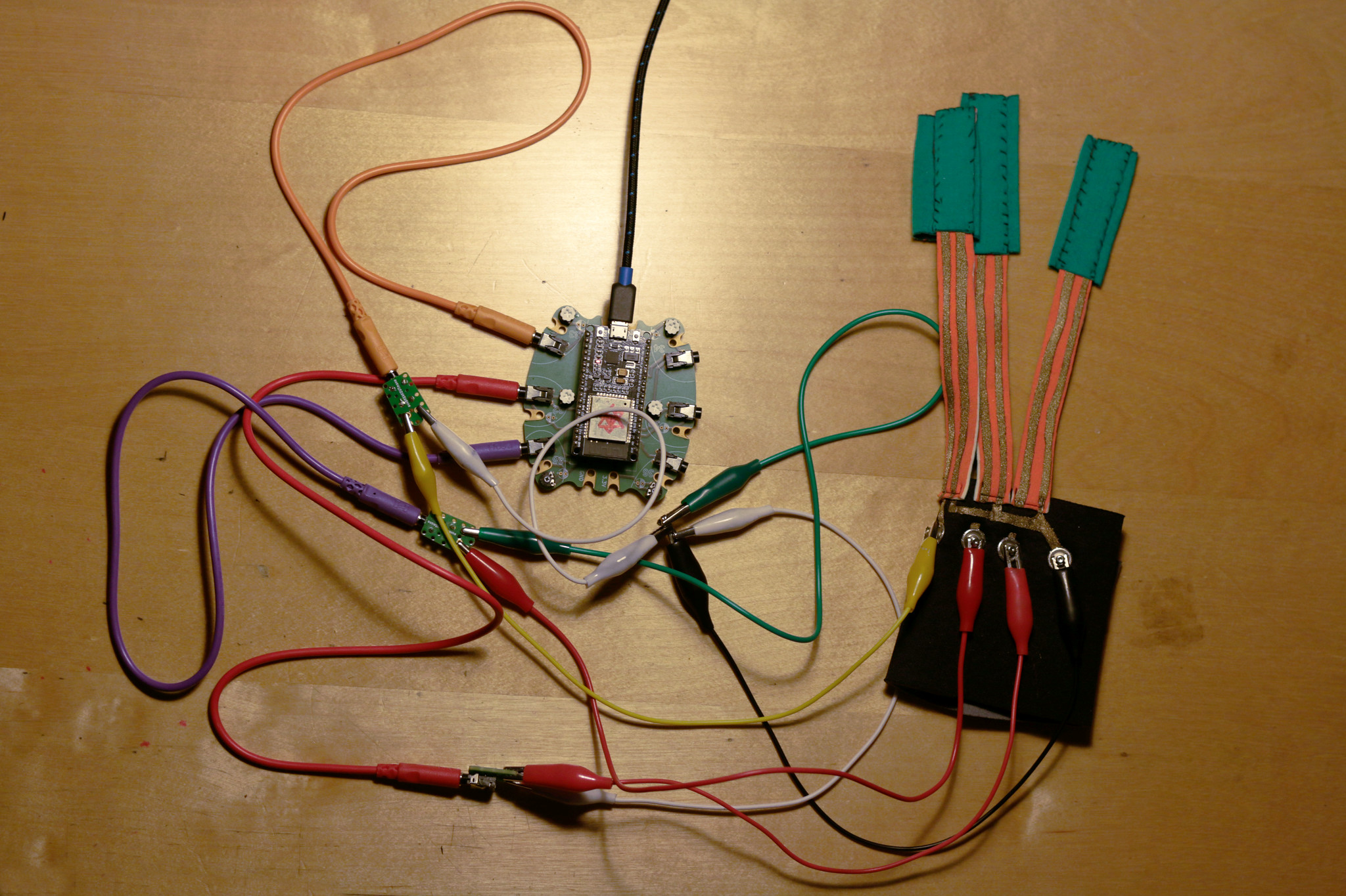 willpower studios 3-fingers wearable music tech instrument audiovisual arduino esp32 finger bend sensors etextiles 