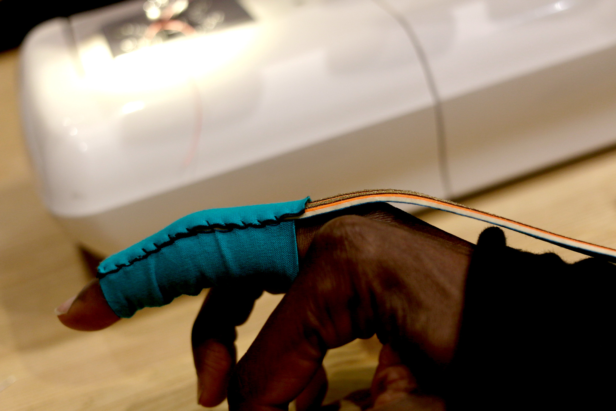 willpower studios arduino esp32 finger bend sensors etextiles 