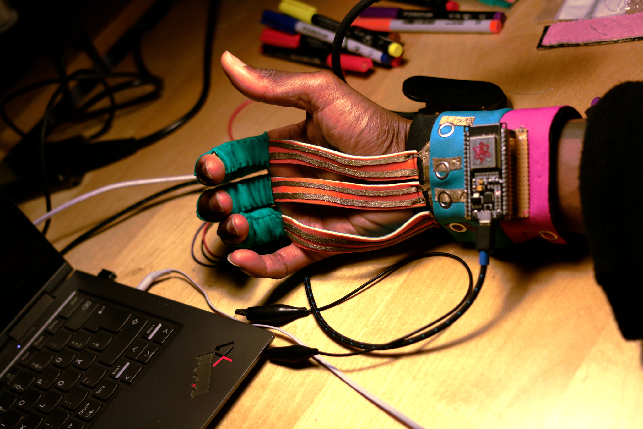 willpower studios 3-fingers wearable music tech instrument audiovisual arduino esp32 finger bend sensors etextiles 