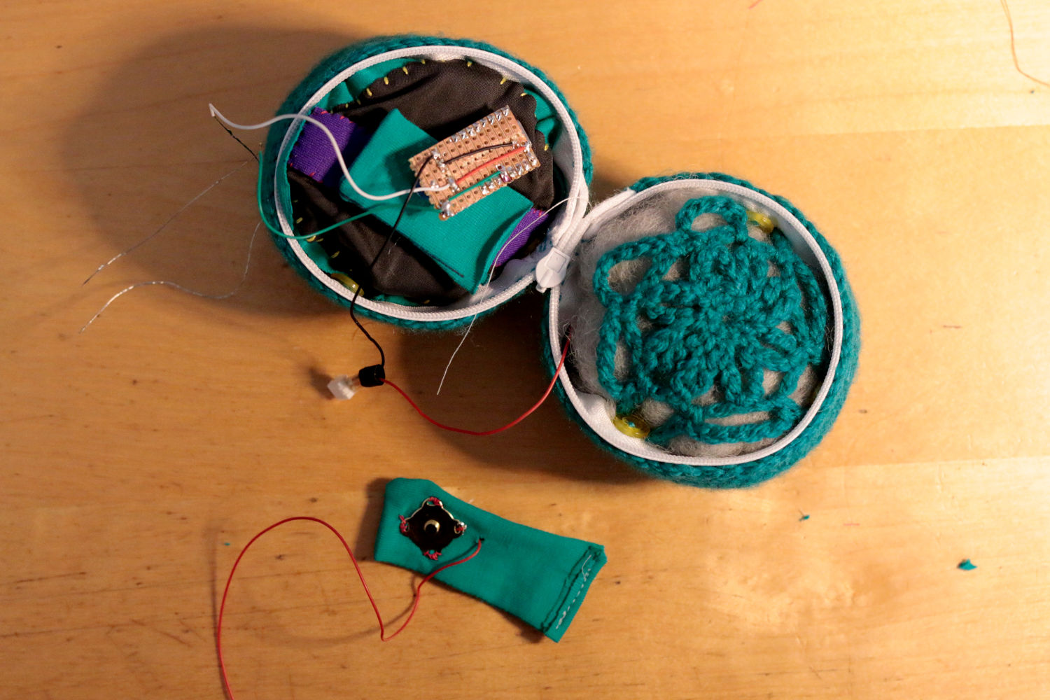 willpower studios Fluffies, fluffy burger, OSC, music tech instrument audiovisual arduino esp32  pressure sensor etextiles 