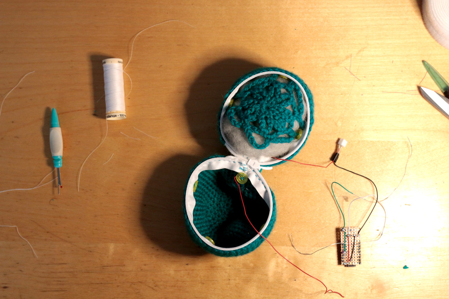 willpower studios Fluffies, fluffy burger, OSC, music tech instrument audiovisual arduino esp32  pressure sensor etextiles 